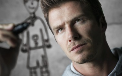 爱游戏热评-格拉利什戏耍对手踢得写意